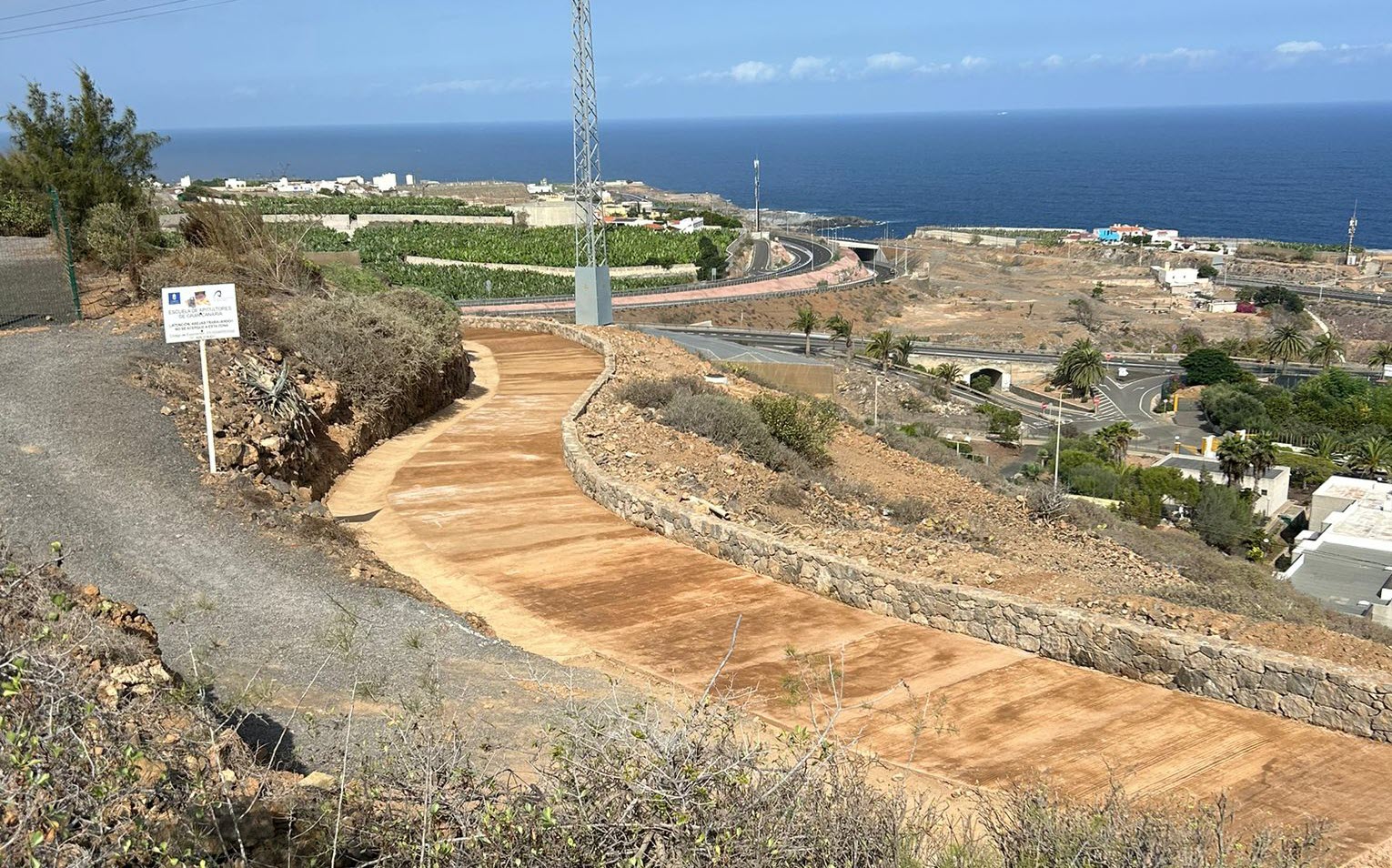 Via en Granja Agricola Experimental del Cabildo de Gran Canaria en Arucas